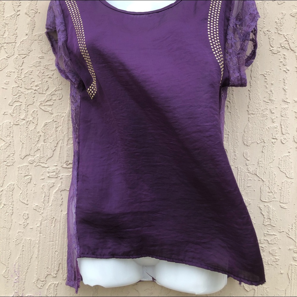 Hot Ginger Women’s Top / blouse  with lace